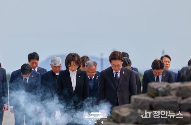 제주 4•3 평화공원 참배(청와대)