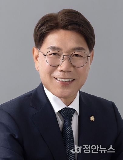이재관 의원