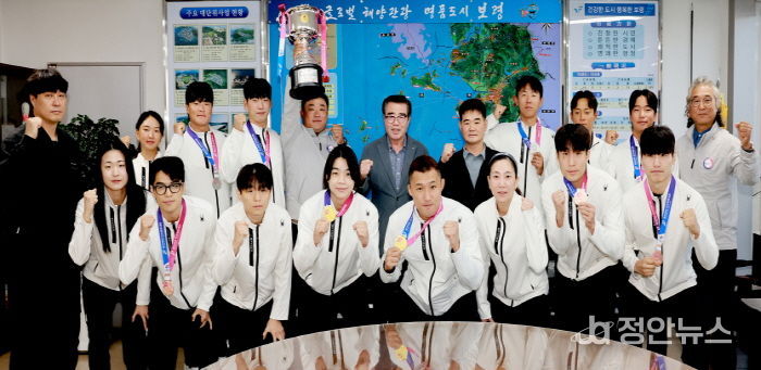 직장운동경기부 단체사진