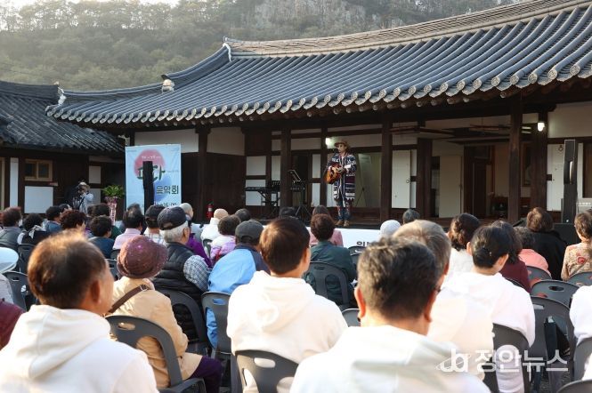 음악으로 하나되는 진안군민‘평화 음악회’성료