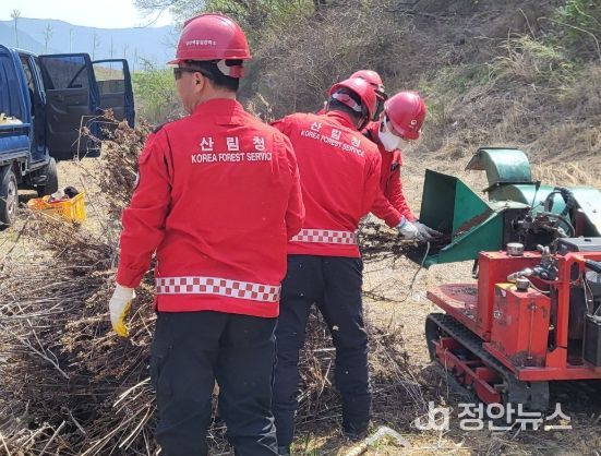 양산국유림관리소 영농부산물 파쇄·수거·운반·처리반 운영