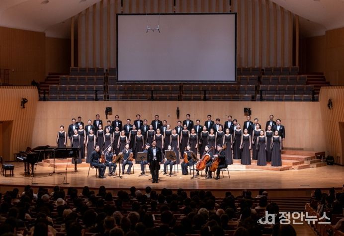 인천시립합창단 공연 사진