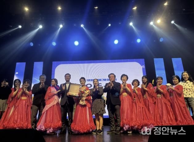 성북구 월곡1동 벨리댄스팀, 자치회관 경연대회서 '으뜸상' 수상