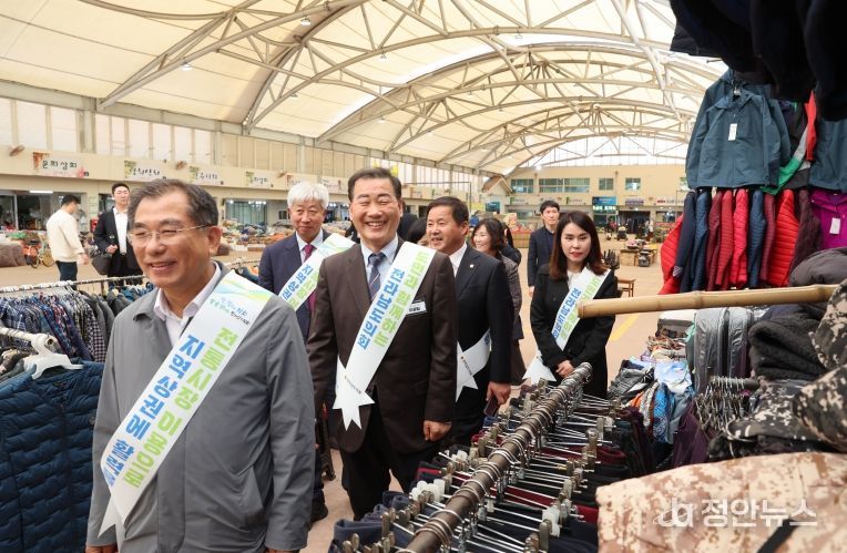 최병용 전남도의원 전통시장 장보기