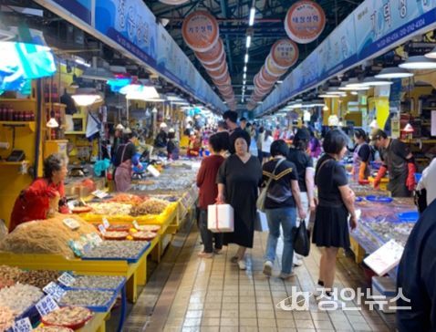 인천종합어시장 내부전경