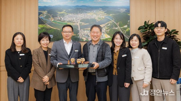 합천공예품 경진대회 대상 수상작품, 합천군에 기증