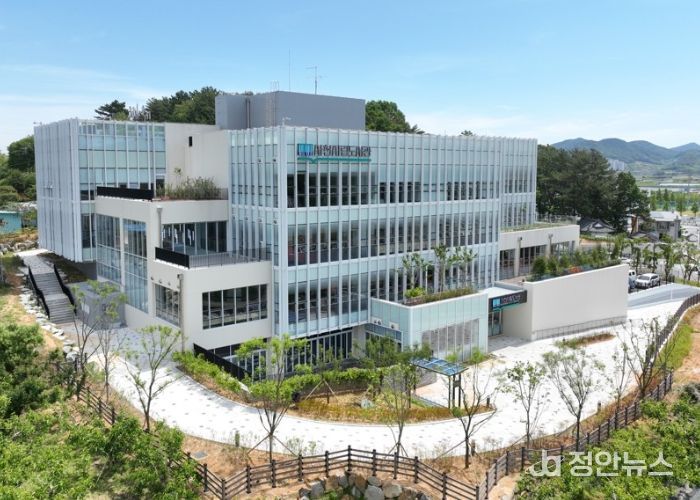 사천시립도서관