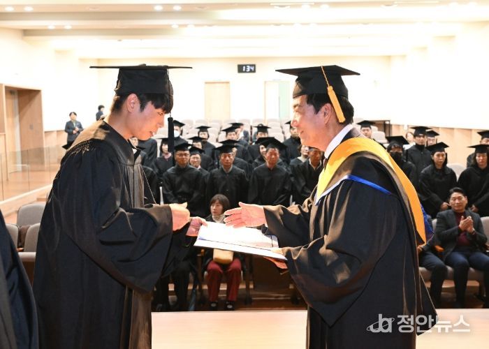 거창군, 2025년 거창녹색농업대학 졸업식 성료