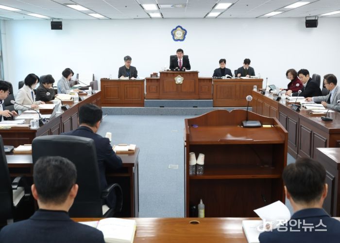대전 동구의회, 도시주택국 대상 5일차 행정사무감사 진행