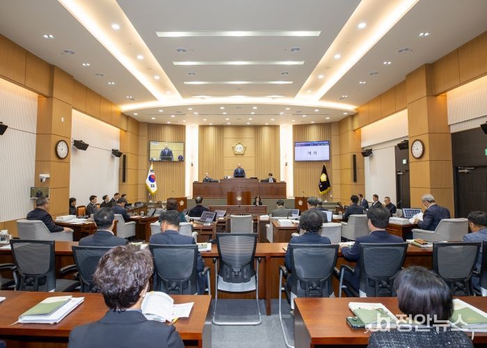 제348회 해남군의회 제2차 정례회 중 제2차 본회의 개의
