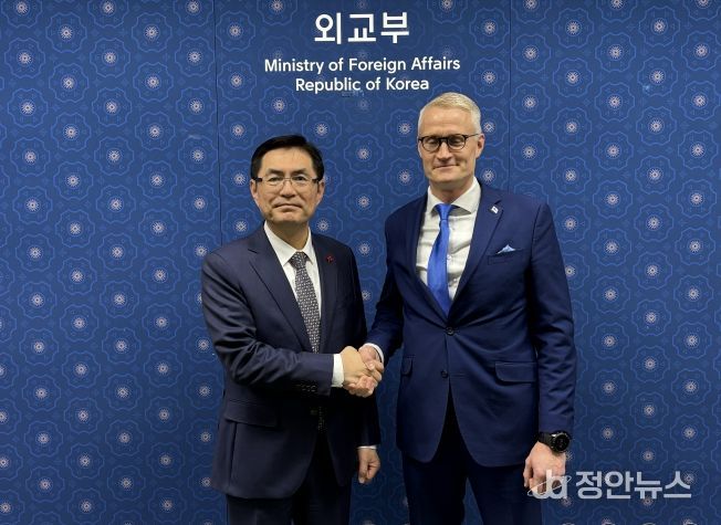 정연두 외교전략정보본부장, NATO 의회연맹 대표단 면담