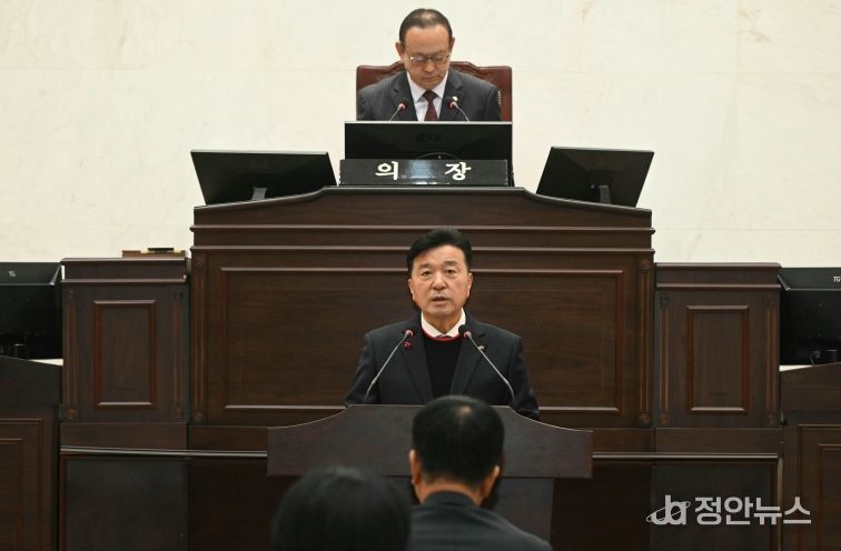 최재구 군수 시정연설 모습