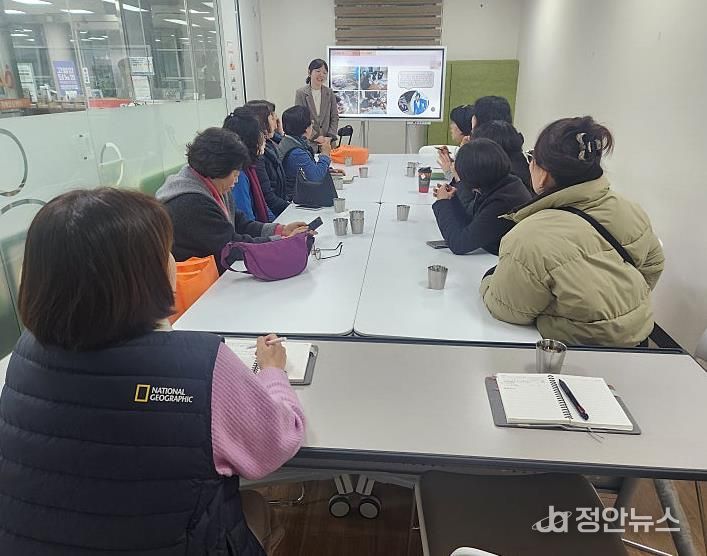 안성시치매안심센터, 치매 이웃 곁을 지킨 중앙어머니 자율방범대 치매안심리더 간담회 개최