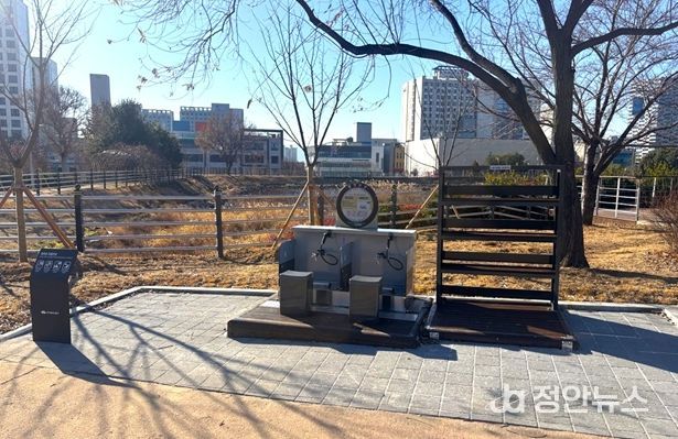 신서중앙공원 맨발산책로 세족장