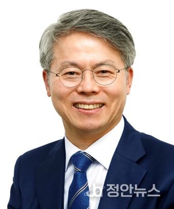 더불어민주당 민형배(광주 광산을) 국회의원