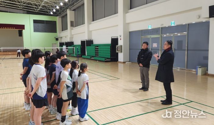 배드민턴부 동계 합동 훈련 현장 격려 실시
