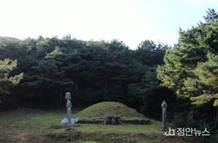 조금호 부부 묘